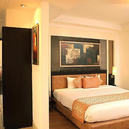 Inde Hotel Vista Woods Huda City Centre, Gurgaon Exterior photo