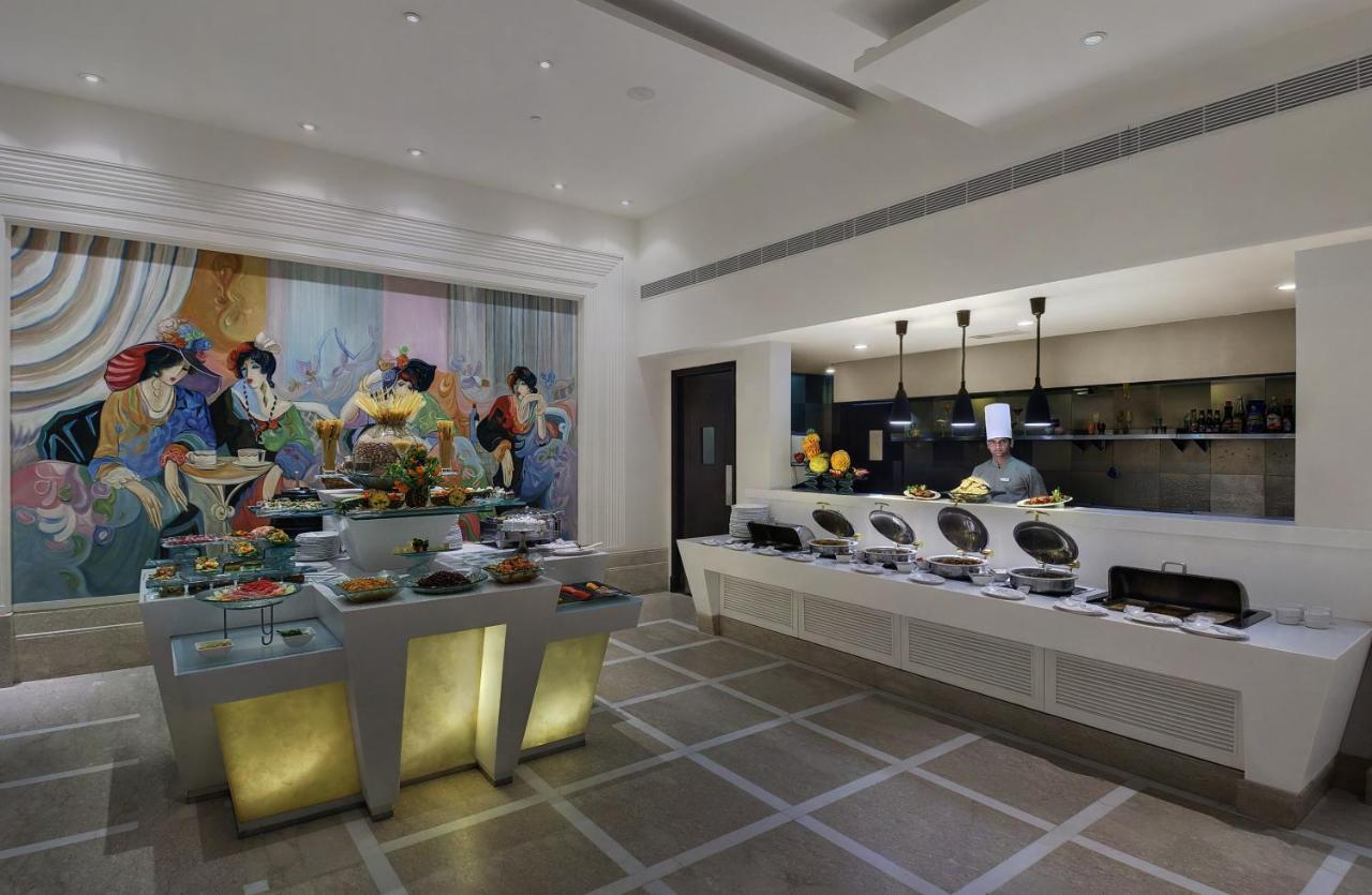 Inde Hotel Vista Woods Huda City Centre, Gurgaon Exterior photo