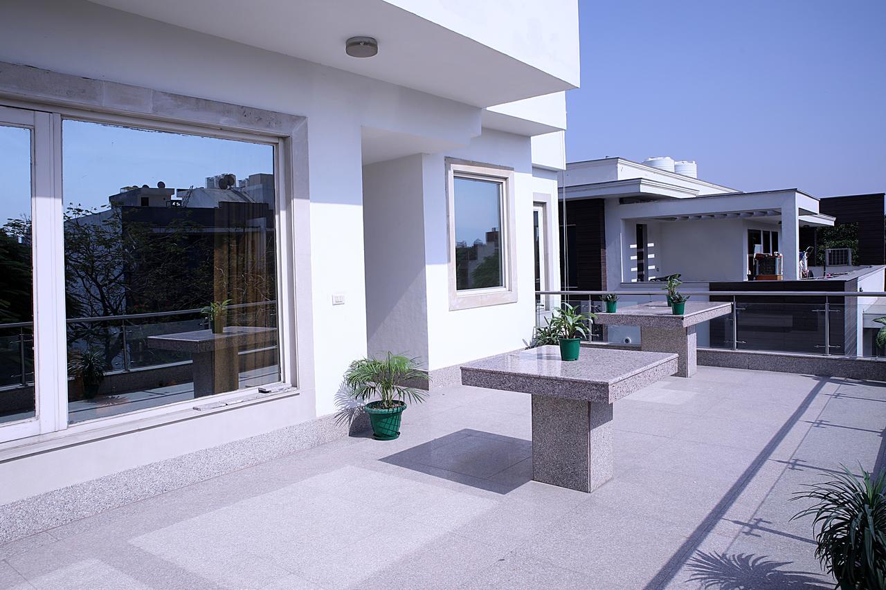 Inde Hotel Vista Woods Huda City Centre, Gurgaon Exterior photo