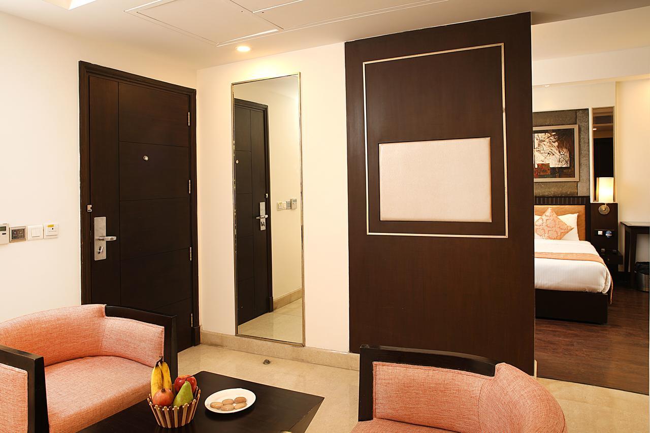 Inde Hotel Vista Woods Huda City Centre, Gurgaon Exterior photo