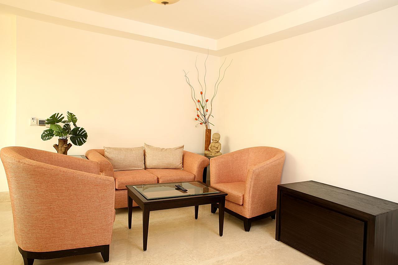 Inde Hotel Vista Woods Huda City Centre, Gurgaon Exterior photo