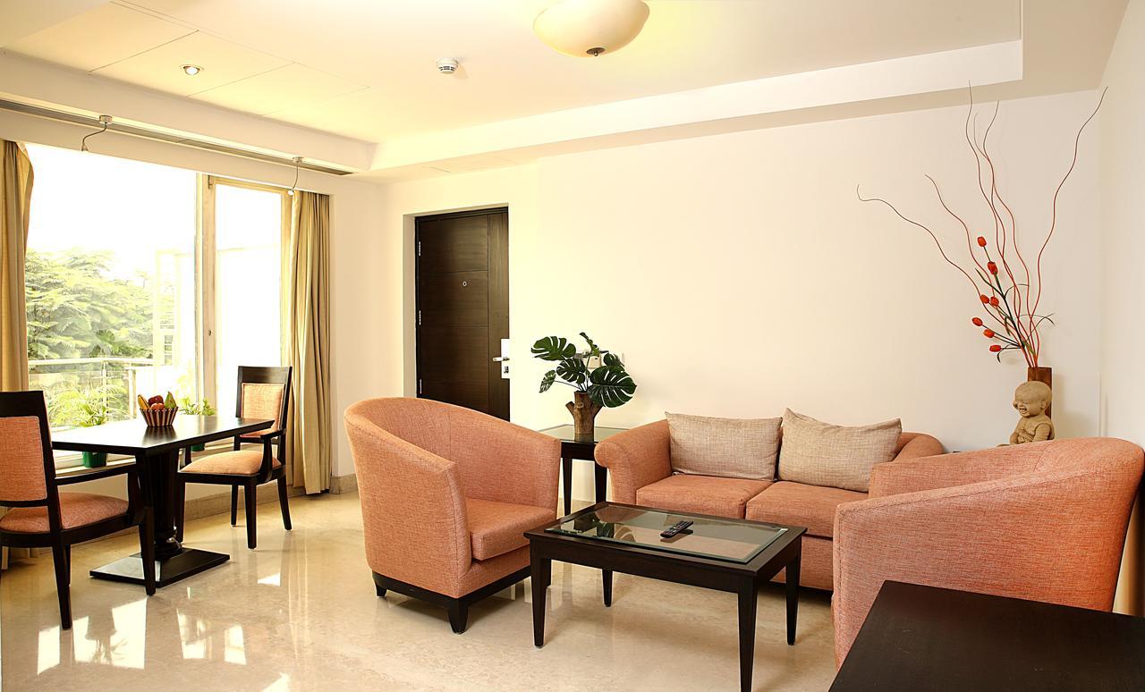 Inde Hotel Vista Woods Huda City Centre, Gurgaon Exterior photo