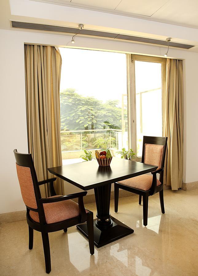 Inde Hotel Vista Woods Huda City Centre, Gurgaon Exterior photo