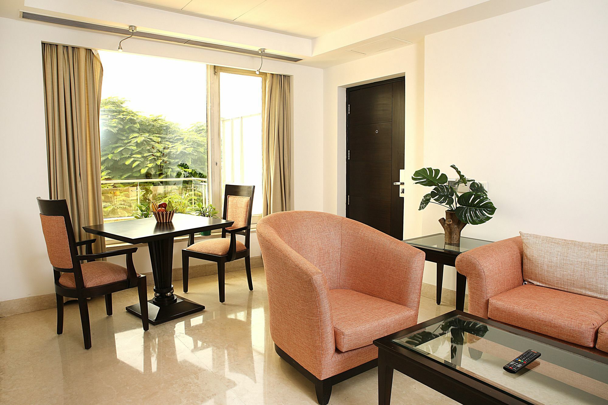 Inde Hotel Vista Woods Huda City Centre, Gurgaon Exterior photo